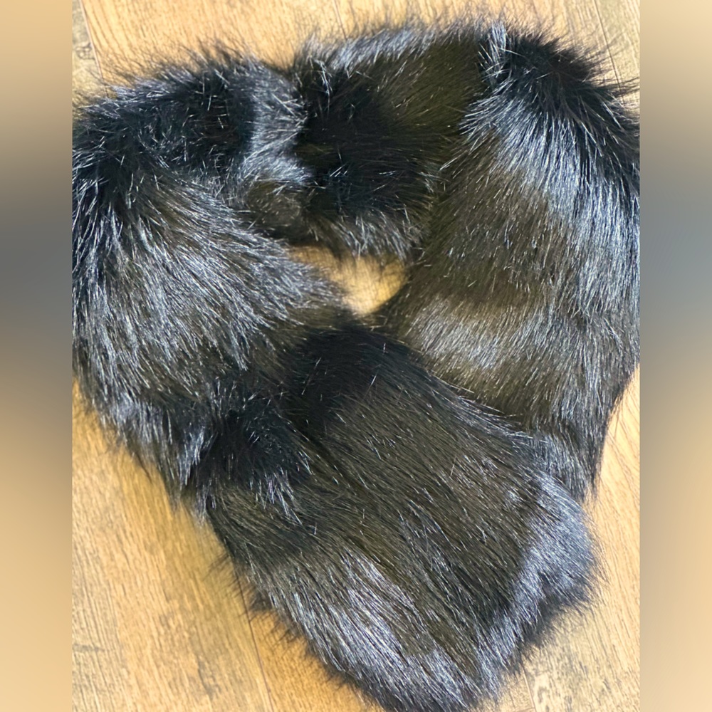 Faux Fur Scarf